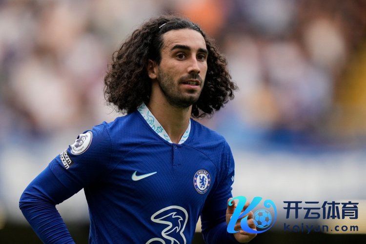 库库雷利亚：我小时分因为留长发常被东谈主们误以为是女孩